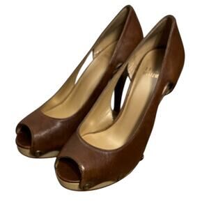 STUART WEITZMAN Leather Open Toe Studded Pump SZ 5